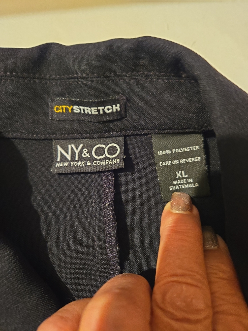 New York & Company City Stretch Button Down Shirt in Dark Navy
